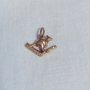24K GOLD Kangaroo pendant ORiGiNAL since 1990